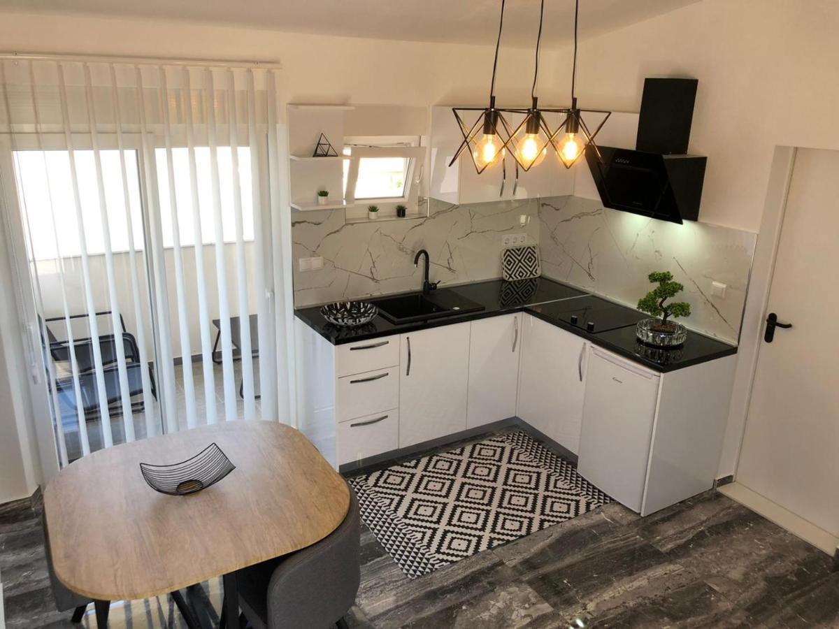 Апартаменты Apartman Luce Бибинье Экстерьер фото